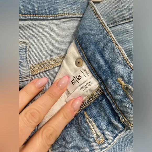 LOFT  Skinny Crop Jeans - Picture 5 of 5